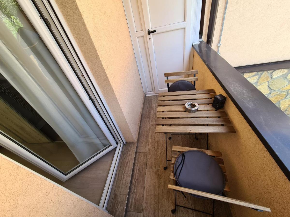 Adonis Apartment Novi Sad Buitenkant foto
